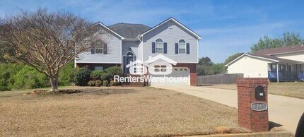 4745 King Saul Dr in Ellenwood, GA - Building Photo - Building Photo