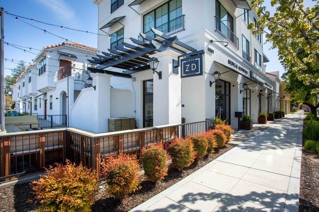 The Angelino in Sacramento, CA - Building Photo - Building Photo