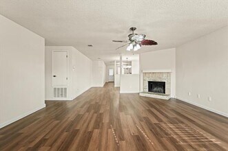 2621 S Wavecrest Ct in Little Elm, TX - Building Photo - Building Photo