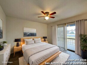 311 E San Antonio Ave in Boerne, TX - Building Photo - Building Photo