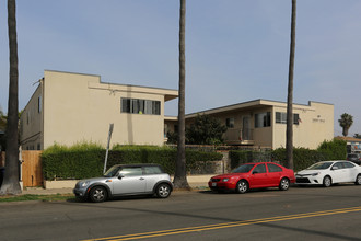 5108-5112 Voltaire St in San Diego, CA - Building Photo - Building Photo