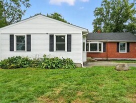 427 Old 122 Rd in Lebanon, OH - Building Photo