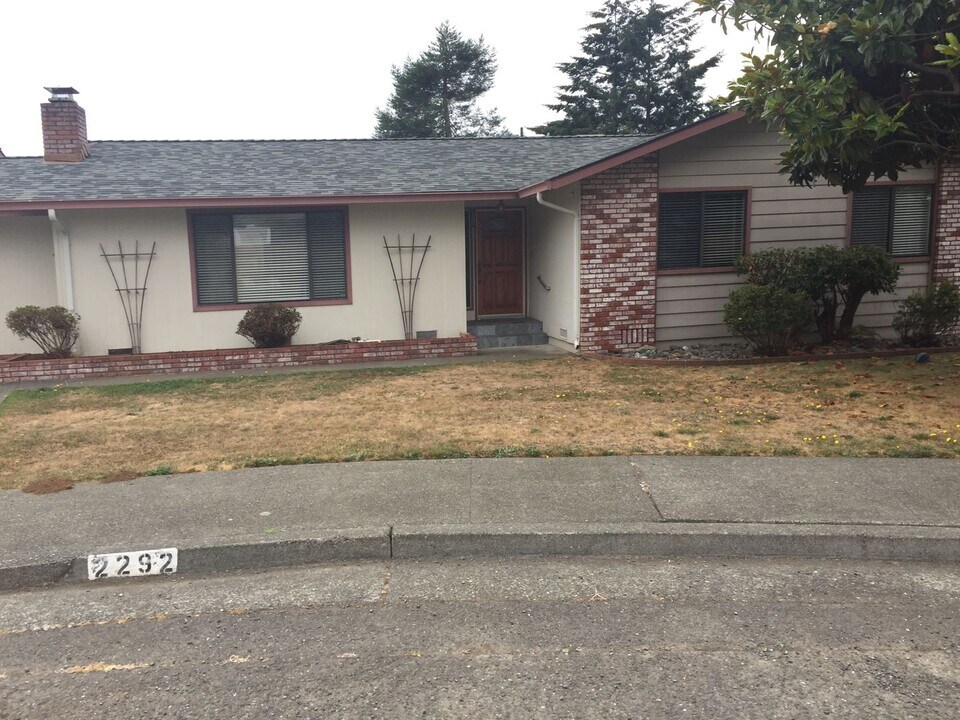 2292 Timothy Ct in Mckinleyville, CA - Building Photo