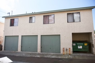 336 Garfield St in Oceanside, CA - Building Photo - Building Photo