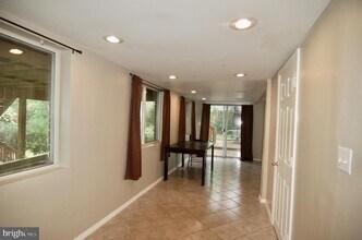 1105 Dead Run Dr in McLean, VA - Building Photo - Building Photo