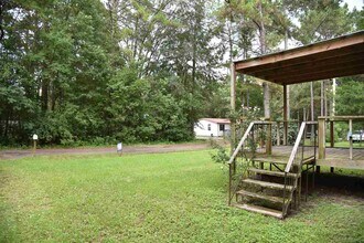 518 Big Richard Rd in Tallahassee, FL - Foto de edificio - Building Photo