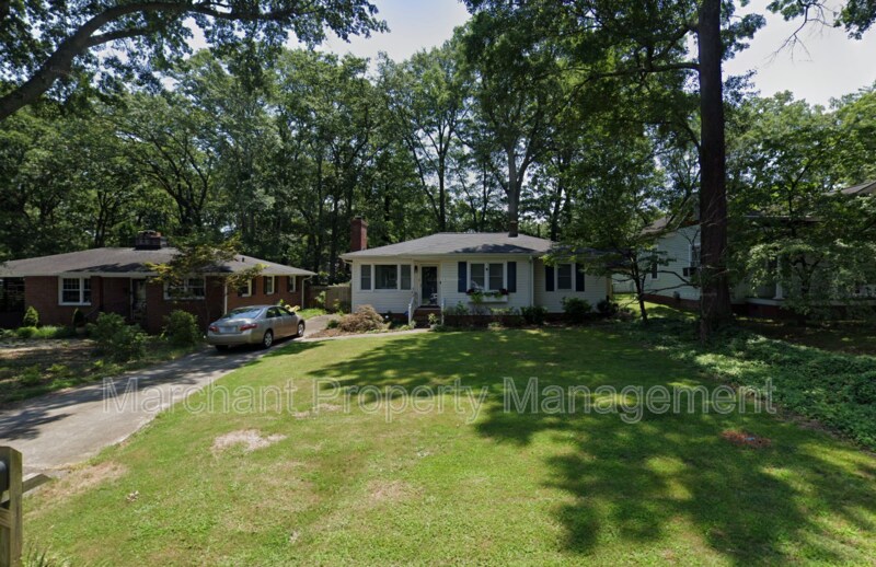 105 Vintage Ave in Greenville, SC - Building Photo