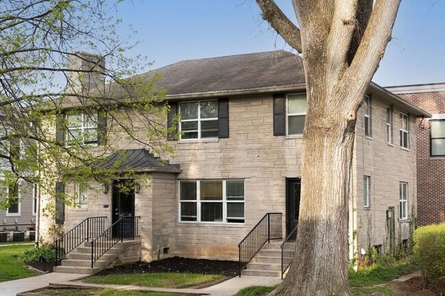 property at 606 S Fess Ave