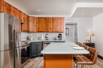 219 S Badger Ave in Appleton, WI - Foto de edificio - Building Photo