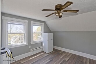 122 Fort Pleasant Ave in Springfield, MA - Building Photo - Building Photo