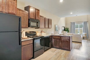 The Reserve at Chaffee Crossing Apartment ... in Fort Smith, AR - Building Photo