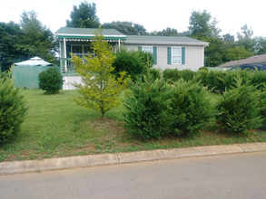 2077 Century Ave SE in Cleveland, TN - Building Photo - Building Photo