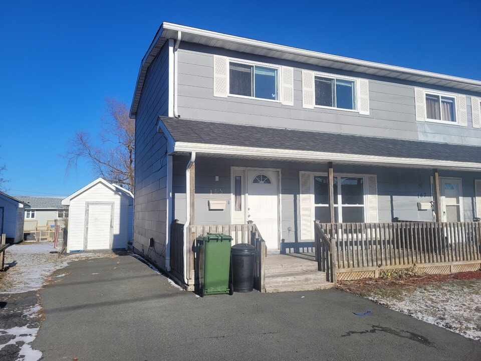 165 Amaranth Crescent in Dartmouth, NS - Building Photo