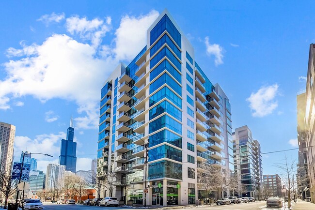 property at 123 S Green St