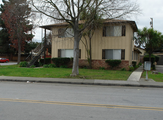 1184 Ayala Dr in Sunnyvale, CA - Building Photo - Building Photo