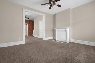 328 W 1st Ave in Columbus, OH - Foto de edificio - Building Photo