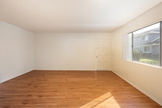 Lakewood Village in Lakewood, CA - Building Photo - Interior Photo