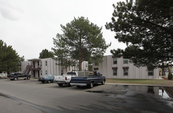 Pine Meadows Apartments in Greeley, CO - Building Photo - Building Photo