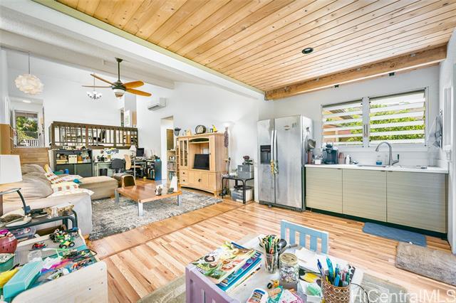 property at 98-408 Kilihea Way