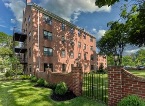 Wessex House in Wayne, PA - Building Photo - Building Photo