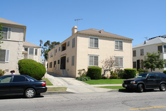 454 S New Hampshire Ave in Los Angeles, CA - Building Photo - Building Photo