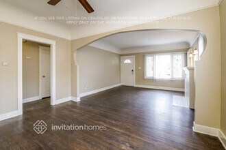 1642 W 65th Pl in Los Angeles, CA - Building Photo - Building Photo