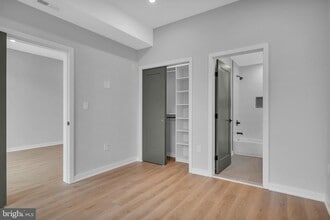 1625 W Thompson St in Philadelphia, PA - Building Photo - Building Photo