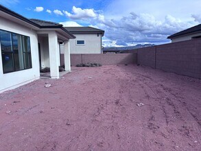4667 W 2900 S in Hurricane, UT - Building Photo - Building Photo