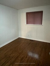 16 Eldon Crt in Brampton, ON - Building Photo - Building Photo