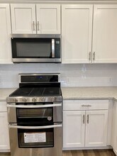 3217 Glenn Hope Wy in Matthews, NC - Building Photo - Building Photo