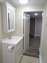 125 E Main St, Unit C in New Holland, PA - Building Photo - Building Photo