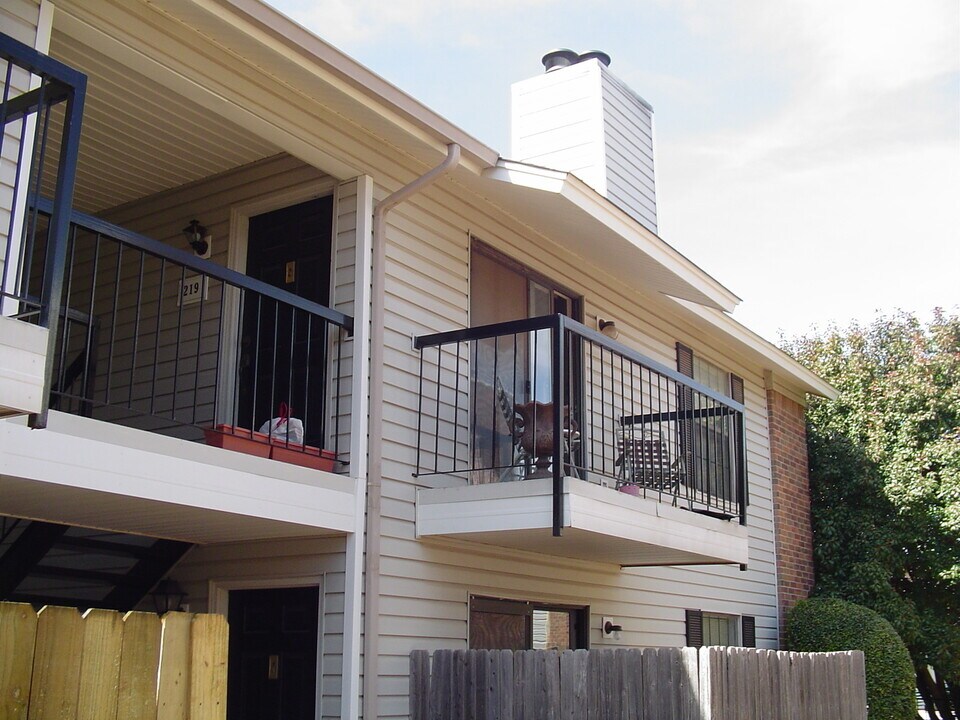 3000 Chautauqua Ave in Norman, OK - Building Photo