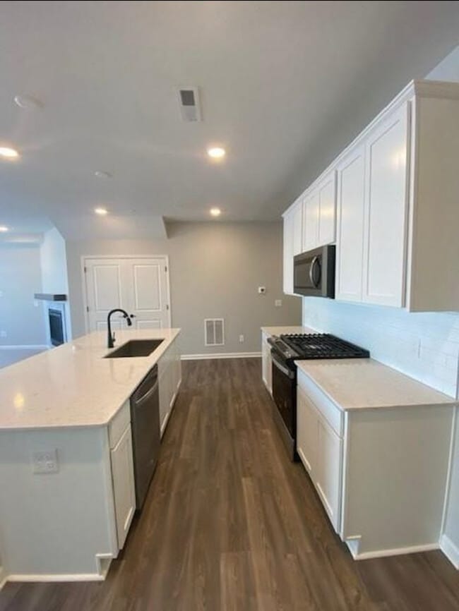 property at 4810 Airlake Dr