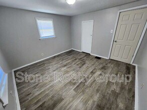 2440 S 11th St in Terre Haute, IN - Building Photo - Building Photo