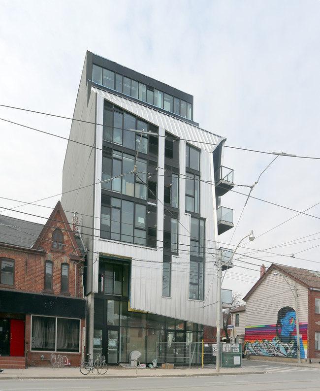 Origami Lofts in Toronto, ON - Building Photo - Building Photo