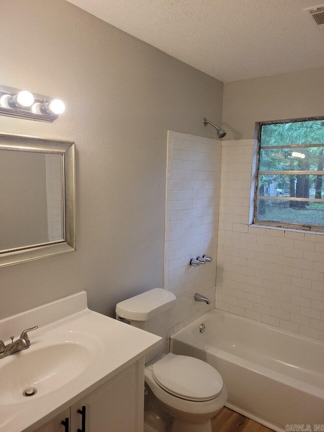 9918 Chicot Rd in Little Rock, AR - Building Photo - Building Photo