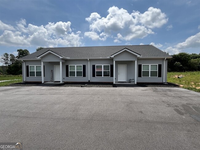 property at 2587 Memorial Rd