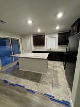 6425 Burlap Ct in Las Vegas, NV - Building Photo - Building Photo