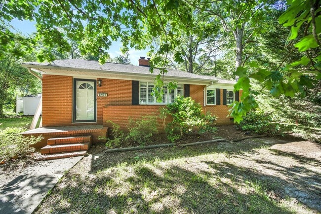 property at 1203 Lucille St