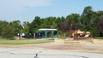 2300-2302 Pronghorn Ln in College Station, TX - Building Photo