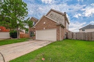 5703 Langham Dawn Ln in Houston, TX - Building Photo - Building Photo