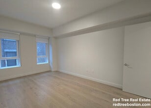 56 Brighton Ave, Unit #208 in Boston, MA - Building Photo - Building Photo