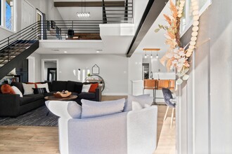 9645 Twin Shores Dr in Willis, TX - Building Photo - Building Photo