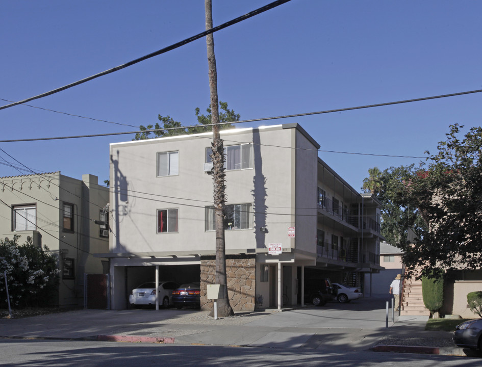 415 S 8th St in San Jose, CA - Building Photo