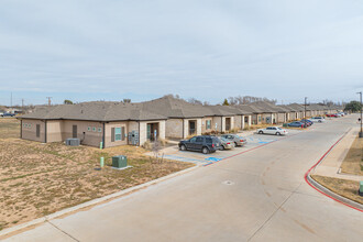 Pioneer Crossing Vernon in Vernon, TX - Building Photo - Building Photo