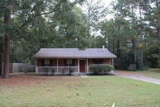 2440 Ellen Ln in Millbrook, AL - Building Photo - Building Photo