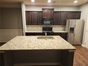 2727 Morgan Glen Rd NE in Buford, GA - Building Photo - Building Photo