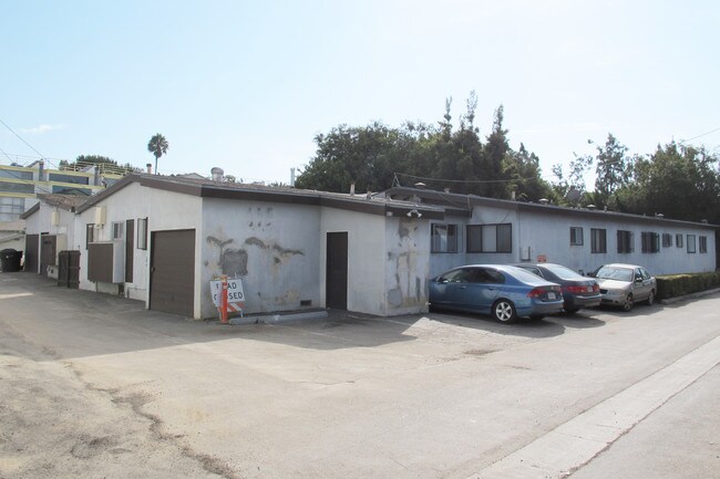 815 Pacific St in Santa Monica, CA - Building Photo - Building Photo