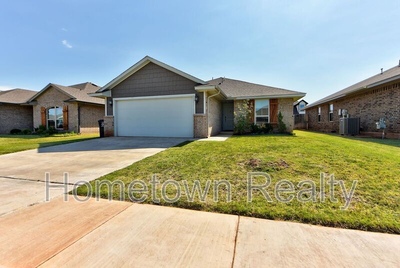 18212 Sunny Stone Ln in Edmond, OK - Building Photo