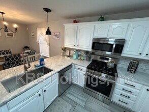 8583 Wayland St in Norfolk, VA - Building Photo - Building Photo